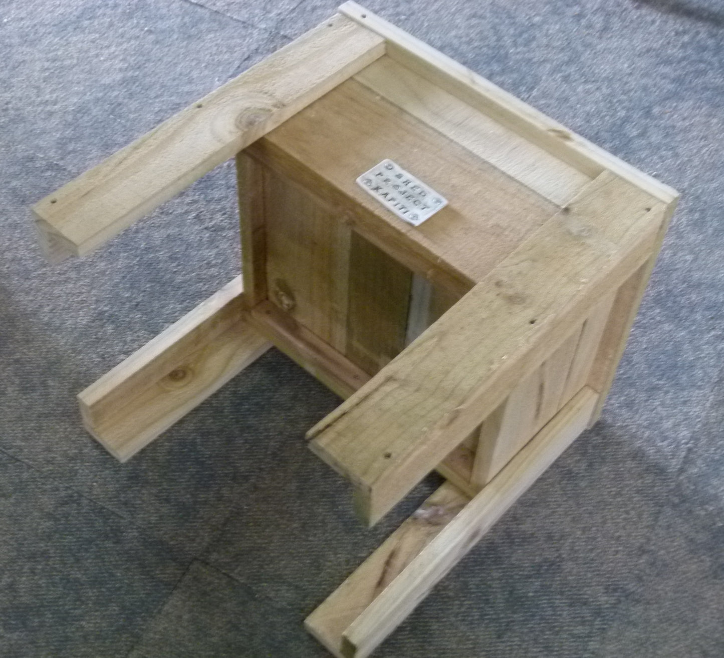 Medium Raised Planter Box