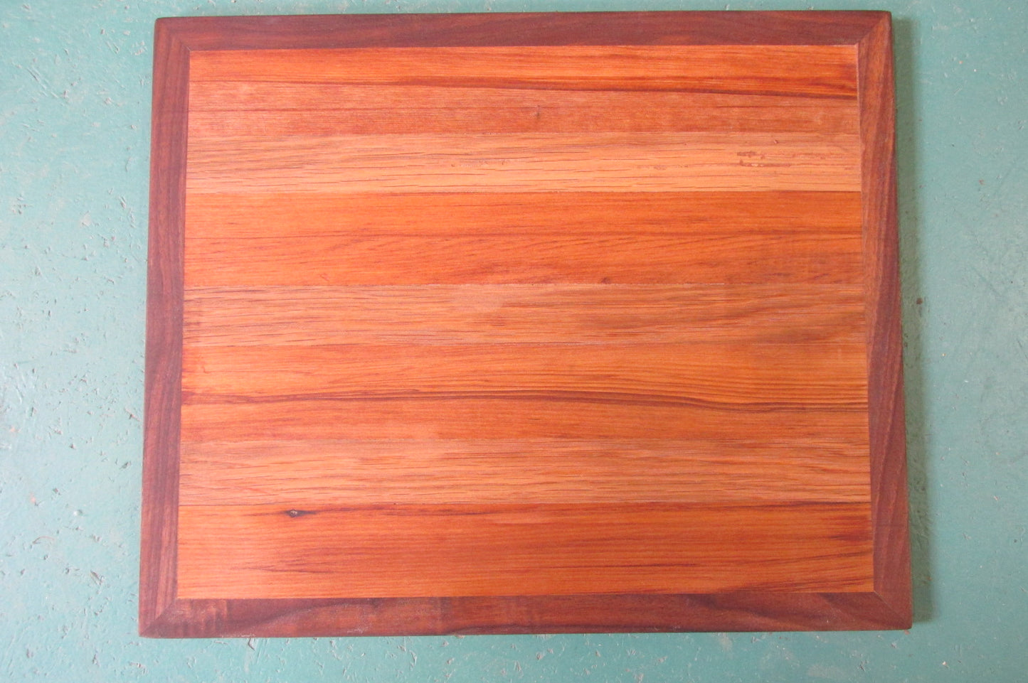 Laminated Chopping Board