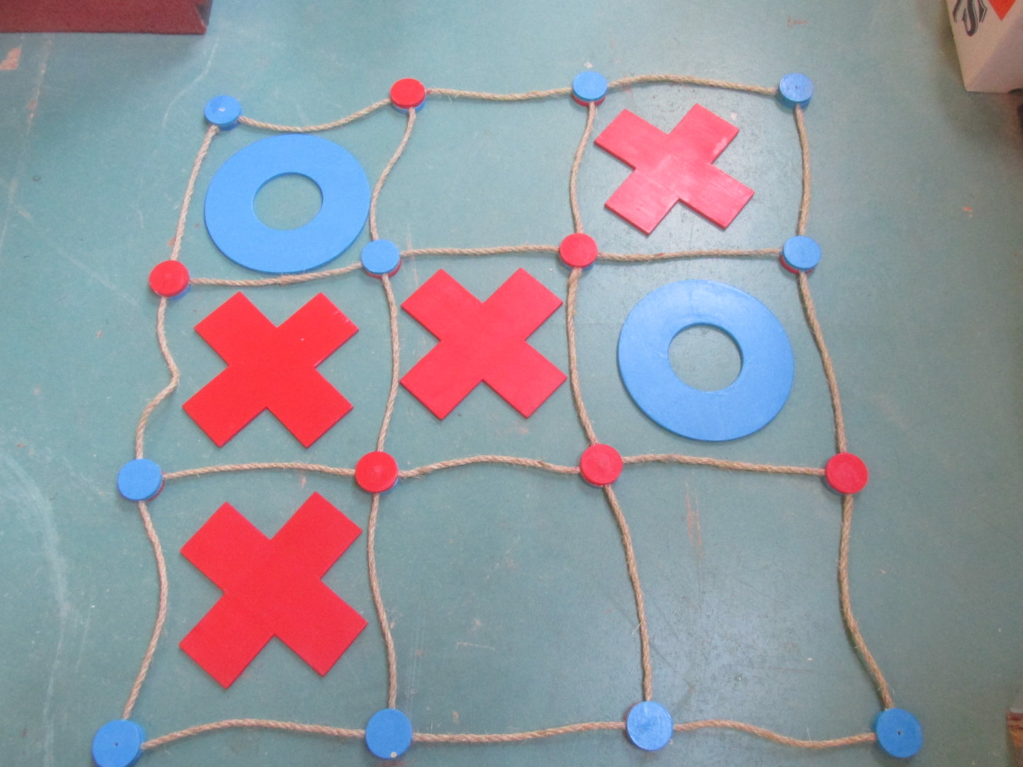 Giant Noughts and Crosses Game